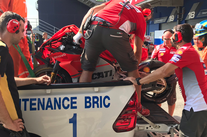 Kondisi motor Jorge Lorenzo usai crash di FP2 MotoGP Thailand di Buriram (5/10/2018)