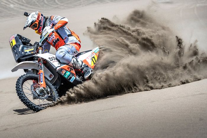 Laia Sanz berharap bisa menyelesaikan lomba di Reli Dakar 2019