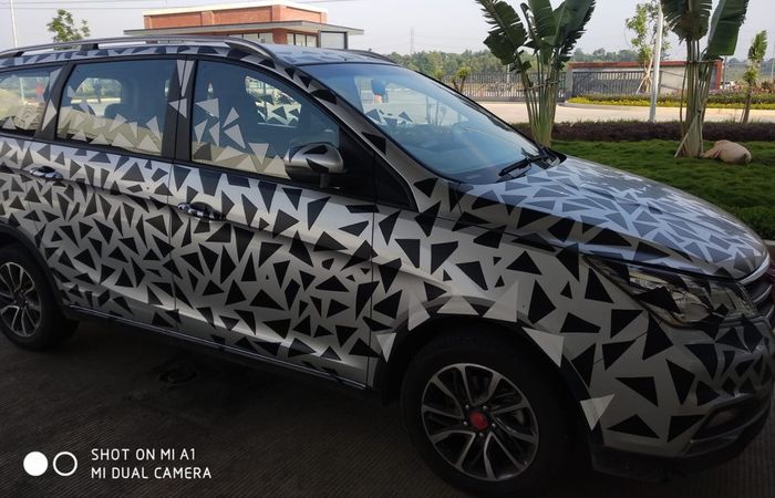 Wuling Cortez tanpa dibekali sunroof