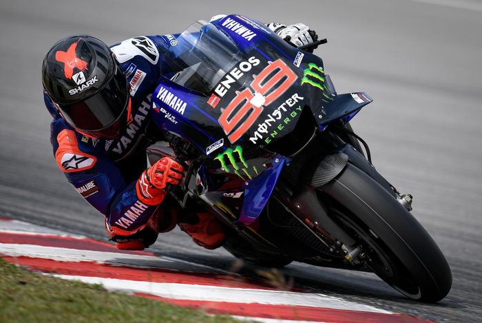 Jorge Lorenzo tes motor Yamaha M1 di menjelang MotoGP 2020 dimulai, tetapi hanya untuk kepuasan dirinya sendiri