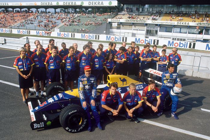 Tim Williams mendominasi balap F1 tahun 1992, ini tahun terakhir Paddy Lowe bersama tim pertamanya