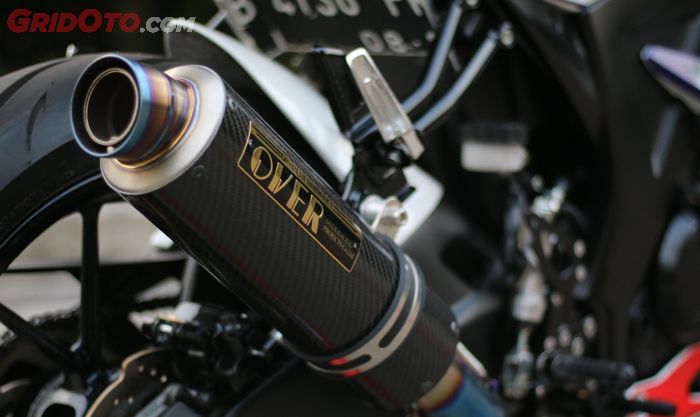 Knalpot bawaan GSX-R150 diganti keluaran Over Racing