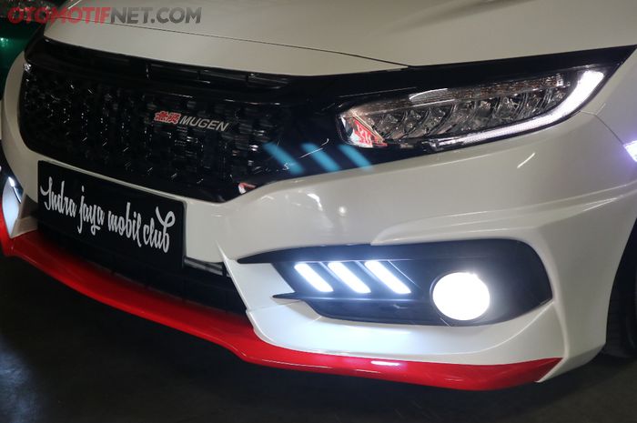 Ilustrasi lampu LED pada Honda Civic 