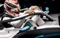 Pole Position F1 Australia, Lewis Hamilton Samakan Rekor  Senna dan Schumacher