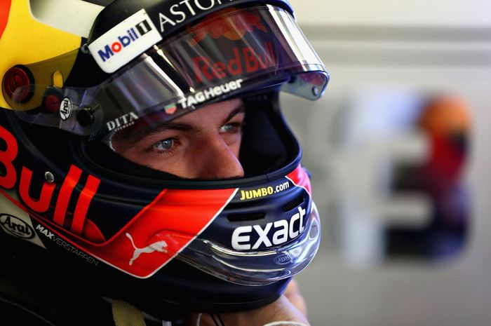 Max Verstappen akan mudah juara jika pakai mobil Mercedes