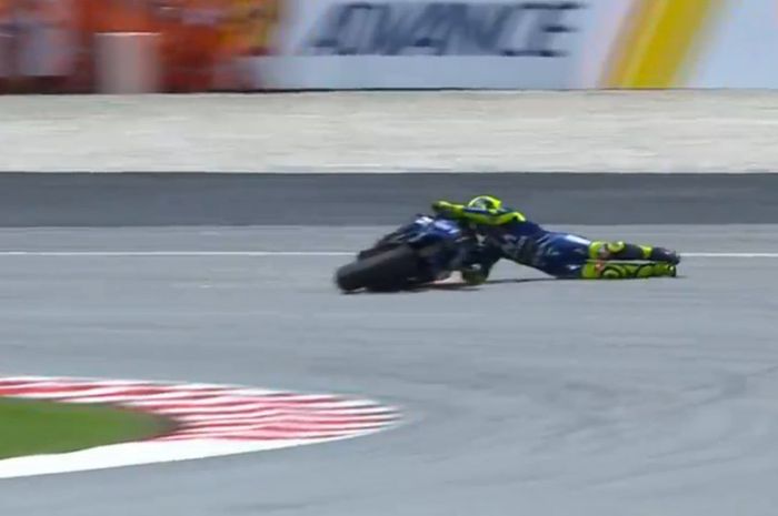 Valentino Rossi Jatuh 4 lap menjelang finish di MotoGP Malaysia (4/11/2018)