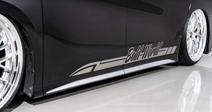 Toyota Alphard pasang pelek elegan seri Pure VIP SPORT GLM ukuran 21 inci