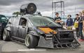 Honda Odyssey Diacak-acak, Tampang Sadis Ala Film Death Race