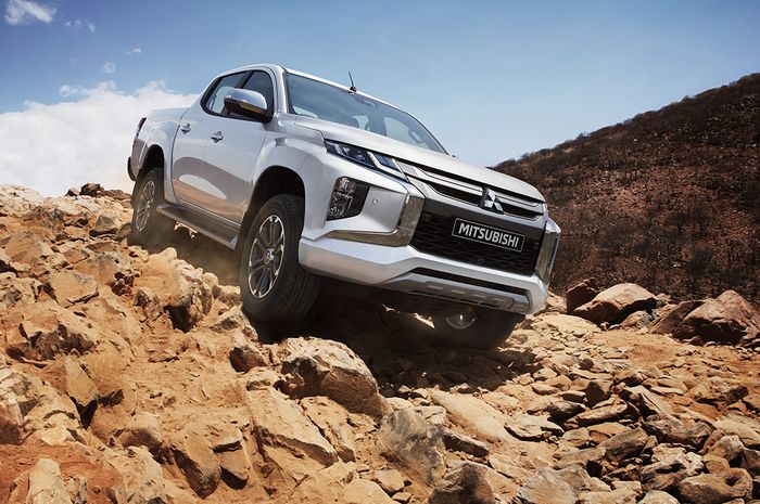 Mitsubishi Triton terbaru