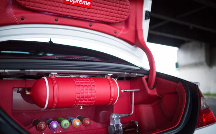 Tampilan bagasi Mercedes-Benz CLS500