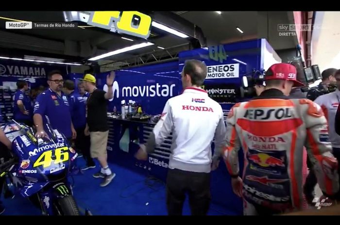 Marc Marquez  mau minta maaf, tidak diterima oleh kubu Valentino Rossi