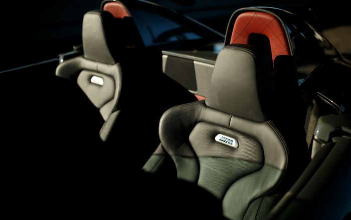 Jok BMW Z4 ubahan Bulletproof Automotive 