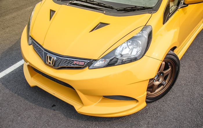 Tampilan depan Honda Jazz GE8 bergaya sporty