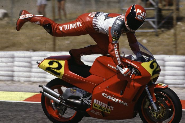 Randy Mamola saat balapan untuk tim Cagiva di kelas GP 500 cc pada 1988