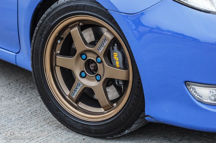 Modifikasi Toyota Vios lawas pakai pelek Volk Racing TE37 ukurang 15x8 inci