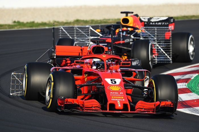 Mercedes berharap memiliki persaingan ketat dengan Ferrari dan Red Bull di musim 2018 ini