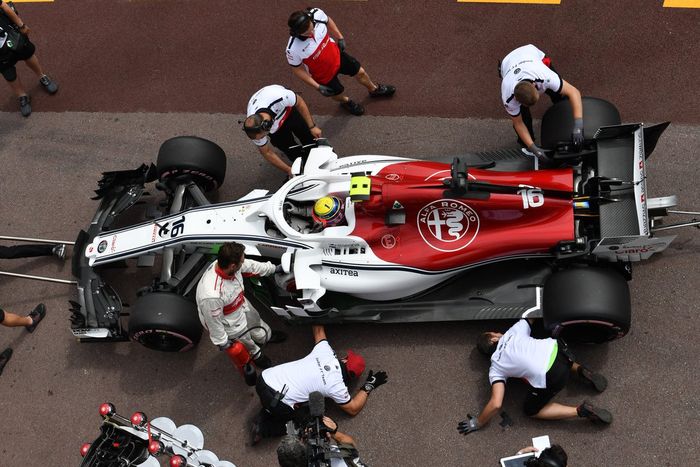 Dari tim Sauber di 2018, karier Charles Leclerc meningkat jadi pembalap Ferrari di 2019