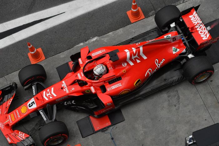 Sebastian Vettel merusak jembatan timbang dalam kualifikasi GP F1 Brasil