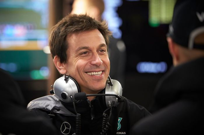 Bos tim Mercedes Toto Wolff
