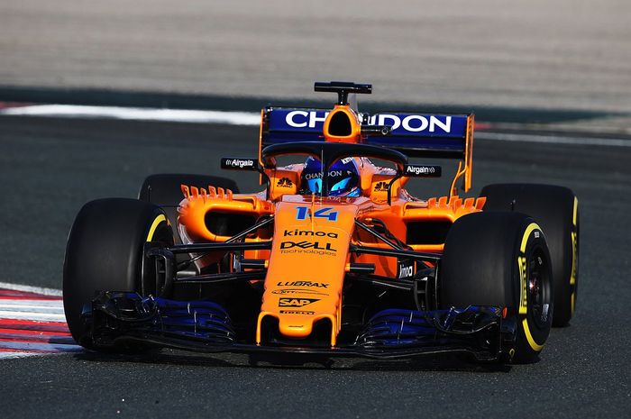 Fernando Alonso pertama kali mencoba mobil baru McLaren MCL33 setelah mobil ini diperkenalkan hari Jumat (23/2/2018)