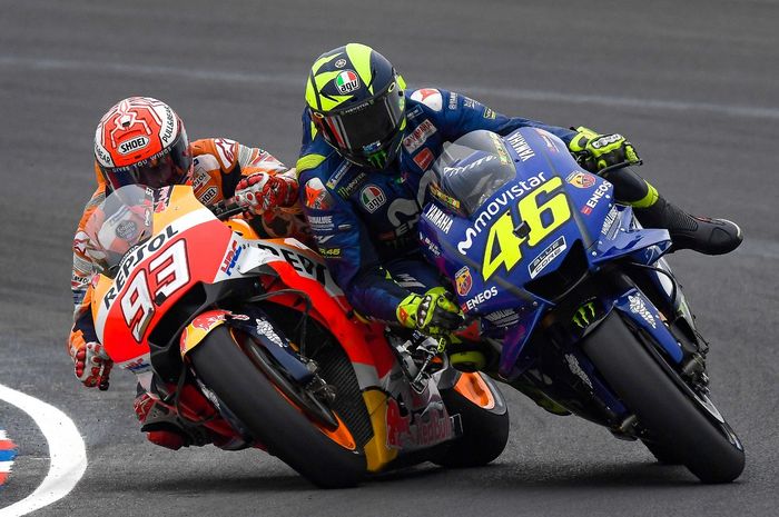 Sempat terjadi kontak antara Marc Marquez dan Valentino Rossi di MotoGP Argentina yang berujung munculnya kembali ketegangan di antara mereka berdua
