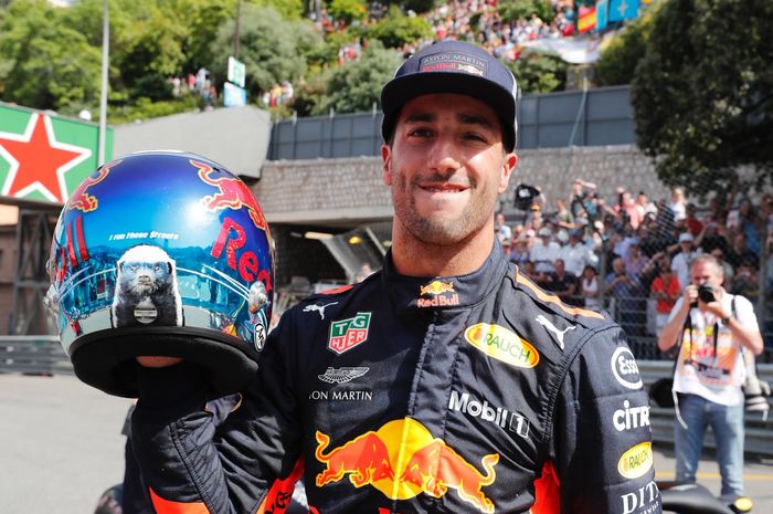 Daniel Ricciardo di GP F1 Monako, menang balapan tetapi mobilnya sempat bermasalah