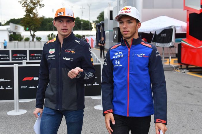 Pembalap Red Bull Max Verstappen tahun depan ditemani partner baru Pierre Gasly yang naik dari tim Toro Rosso