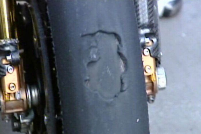 Ban Michelin yang dipakai Valentino Rossi saat MotoGP 2006