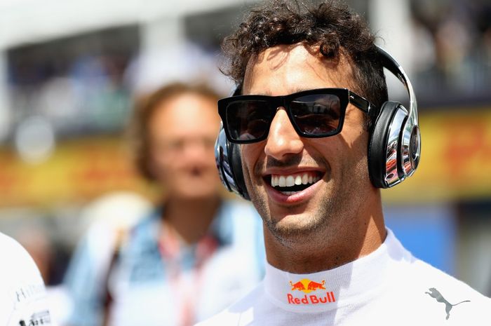 Pembalap tim Red Bull, Daniel Ricciardo jadi kunci bursa transfer pembalap untuk F1 tahun depan