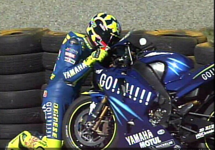 momen favorit Alex Briggs  adalah saat Valerntino Rossi sukses memenangi MotoGP Welkom, Afrika Selatan, dan merebut gelar dunia pada 2004 bersama Yamaha