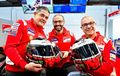 Pisah Dengan Jorge Lorenzo, Kru Tim Ducati Kebanjiran Barang Limited Edition