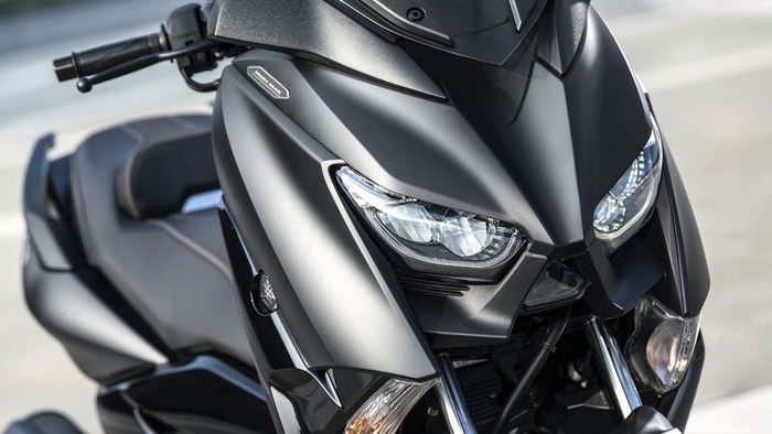 Yamaha XMAX Iron Max