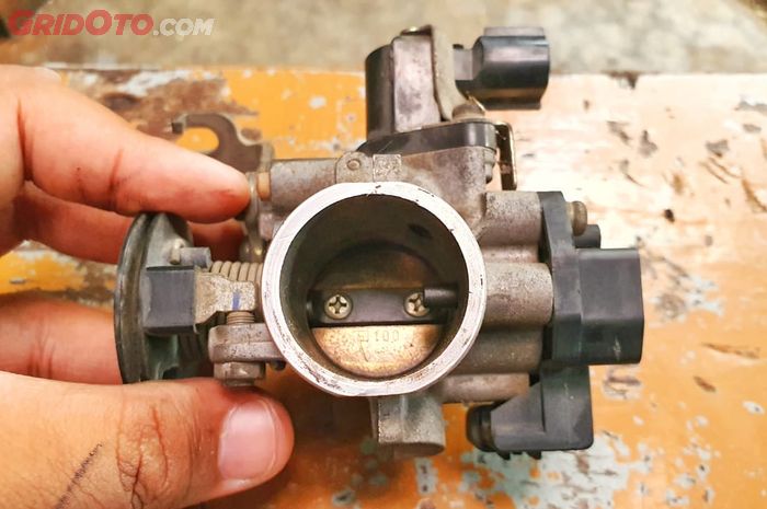 Ilustrasi Throttle Body atau TB motor injeksi