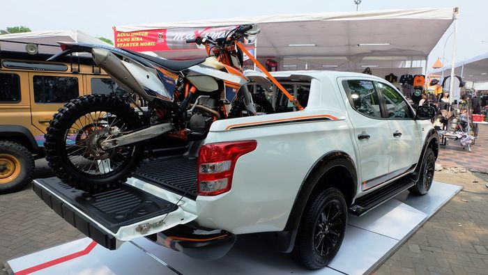 Mitsubishi Triton Athlete