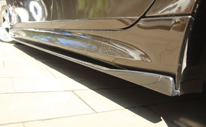 Add-on carbon di sekeliling bodi