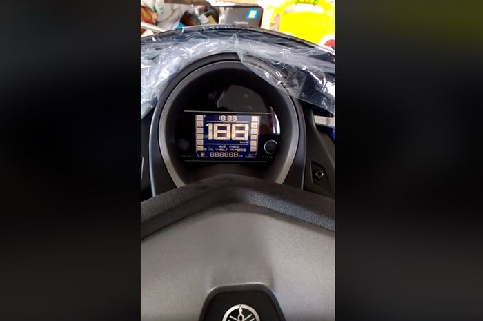 Tampilan panel instrumen Yamaha NMAX 2018