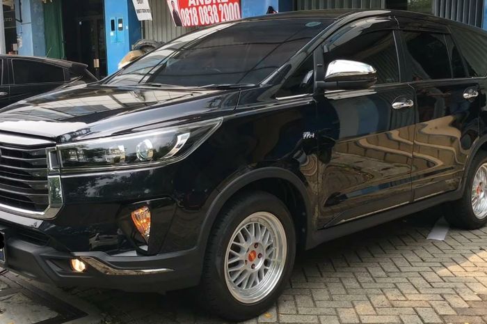 Upgrade body kit Toyota Kijang Innova Reborn ke Venturer model 2021 di Automania