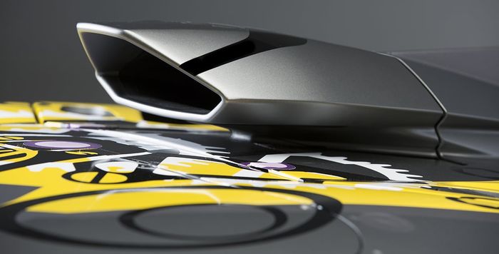 Airscoop di atas mobil meningkatkan torsi 3% lebih dan menurunkan suhu udara mesin