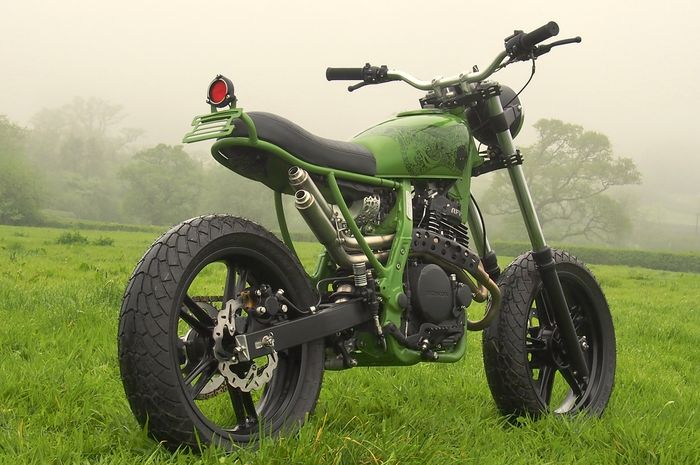  Honda NX650 Dominator custom brat tracker dari Marmisto