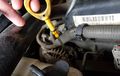 Trik Mudah Mengetahui Mobil Bekas Rutin Ganti Oli Atau Enggak