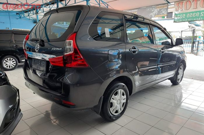 Harga mobil bekas Daihatsu Xenia 