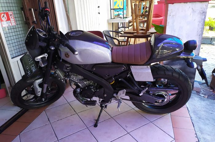 Yamaha XSR 155 full carbon kevlar.