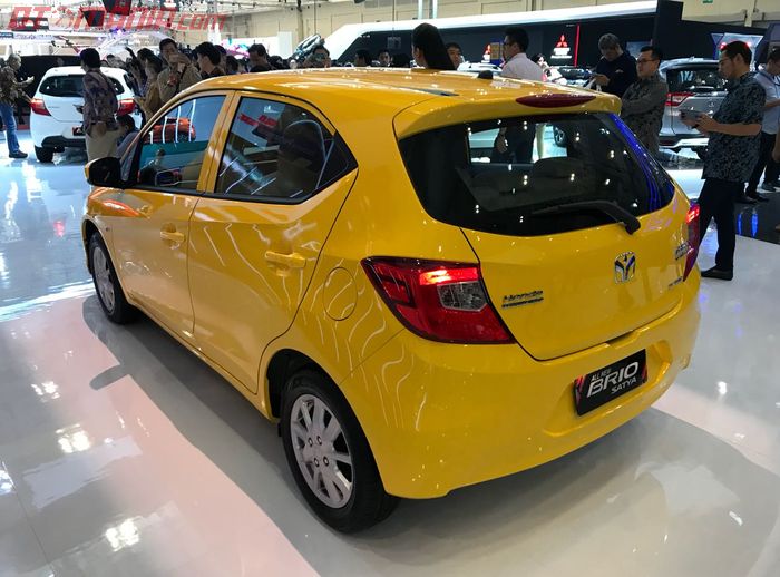 Honda Brio kini punya panel pintu bagasi