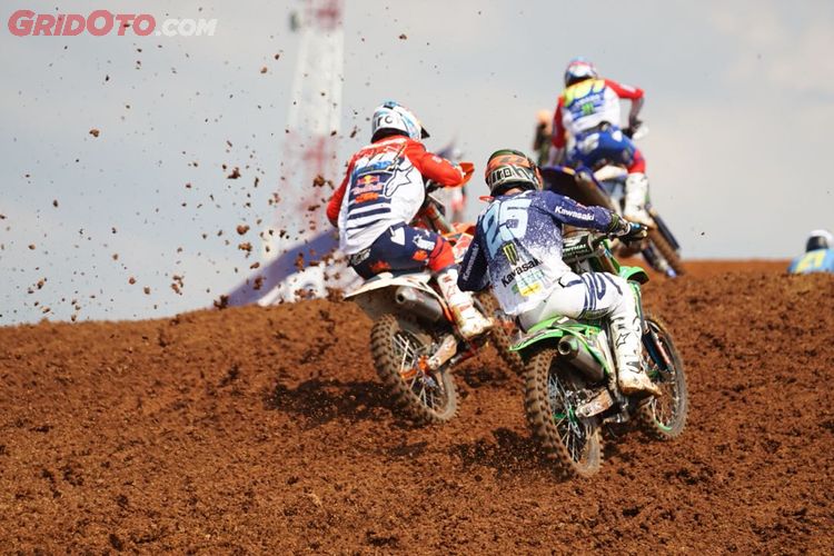 Bikin Tikungan Yang Benar Di Kejurnas Motocross Indonesia Biar