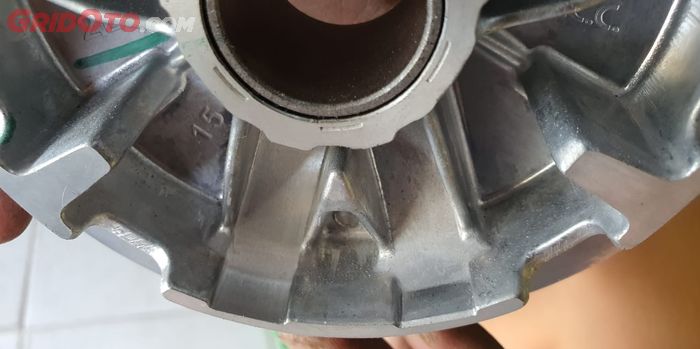 Asal kerok jalur roller malah bikin roller jadi kurang awet 