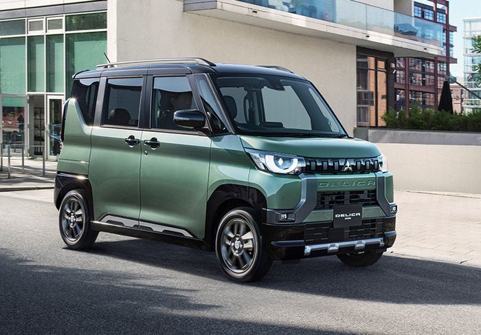 Penampakan mobil baru Mitsubishi Delica yang makin macho, tapi dimensinya jadi imut. 