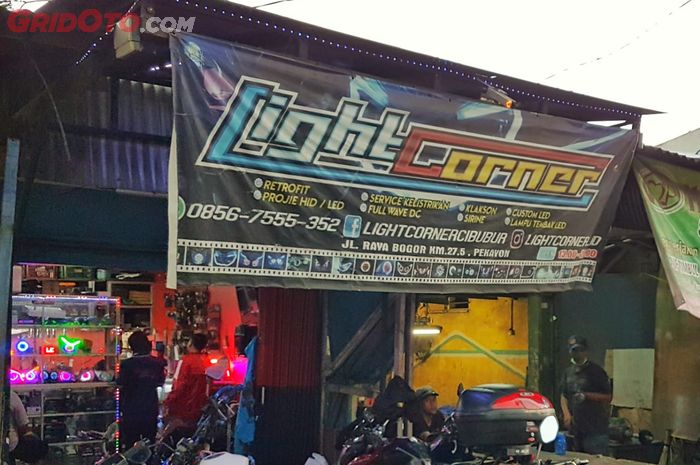 Light Corner, bengkel spesialis retrofit lampu projie dan le di Cibubur, Jakarta Timur