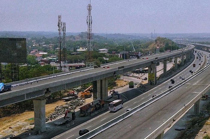 Tol Jakarta - Cikampek elevated