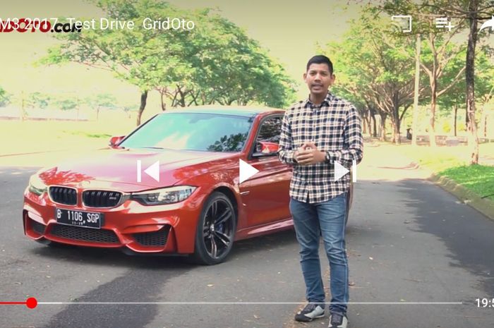 BMW M3 2017 dalam ulasan video Test Drive di kanal Youtube GridOto