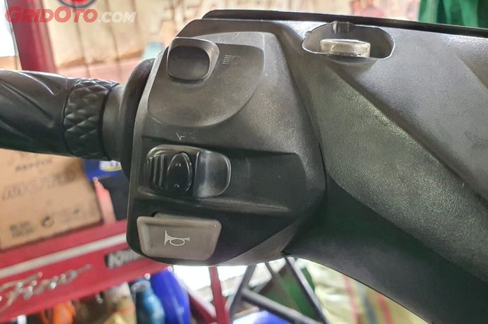 Ini Penyebab Tombol Saklar Motor Tidak Berfungsi Usai Terkena Hujan